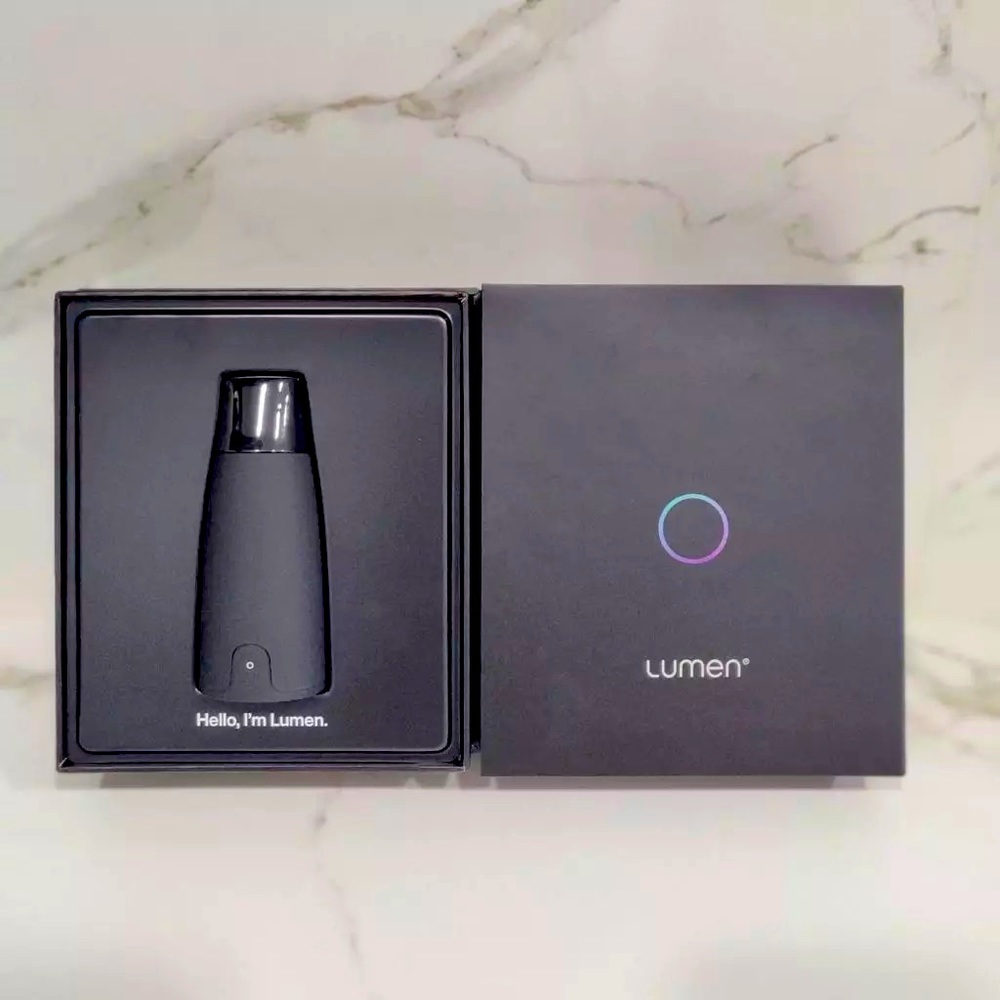 Lumen Metabolism Tracker. Black, like new condition